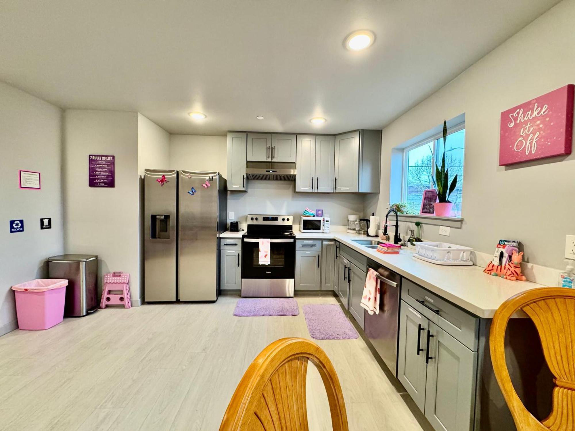 1 Bd Apt With 2 Extra Sofa Beds 13 Mins To Seatac Airport Seattle Bagian luar foto