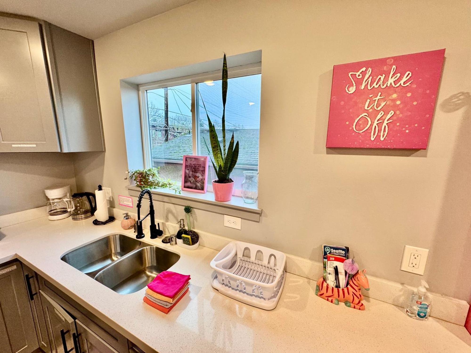 1 Bd Apt With 2 Extra Sofa Beds 13 Mins To Seatac Airport Seattle Bagian luar foto