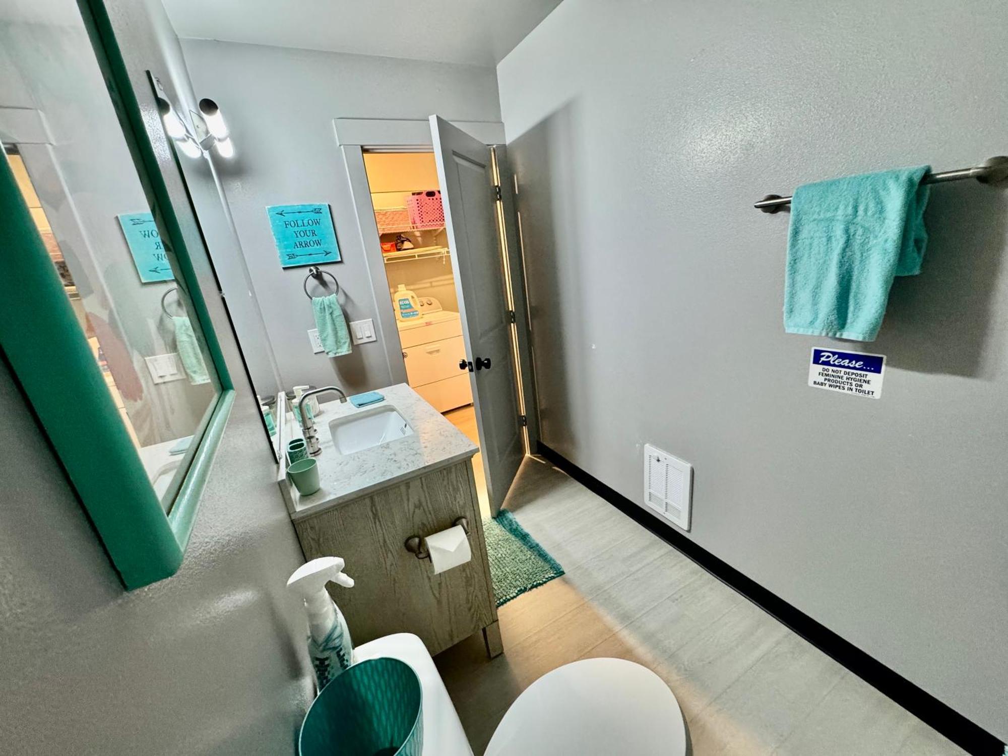 1 Bd Apt With 2 Extra Sofa Beds 13 Mins To Seatac Airport Seattle Bagian luar foto